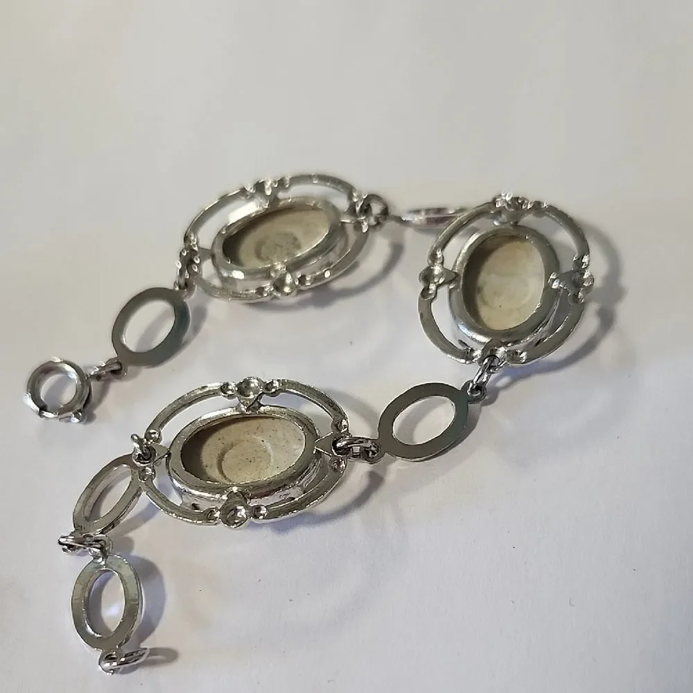 Vintage Floral Silver Bracelet